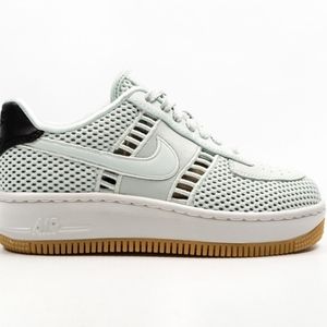 Nike Air Force 1s Upstep